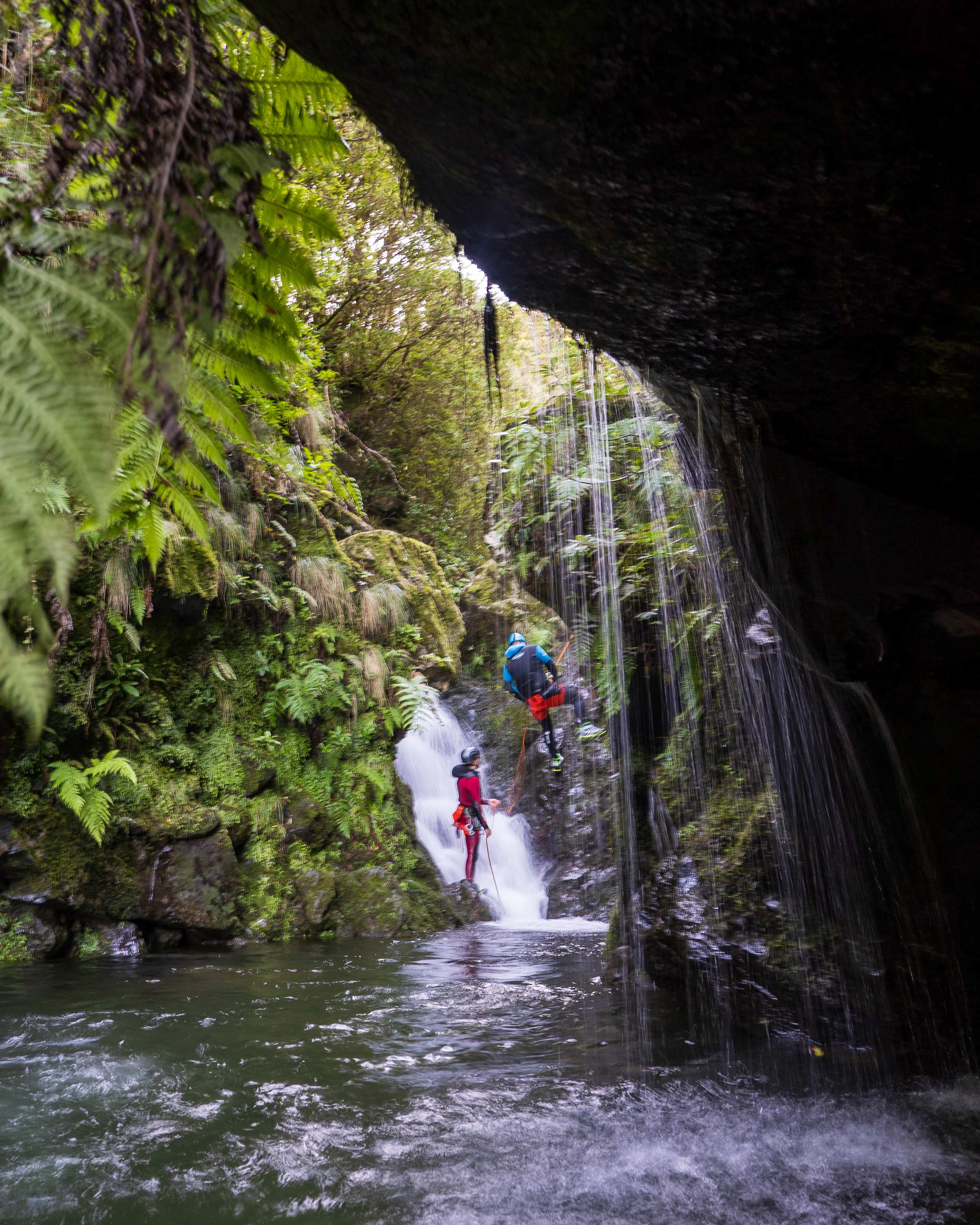 Canyoning na Maderze: ceny, poziomy i jak wybrać trasę dla siebie